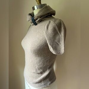 Vintage Marc by Marc Jacob’s soft cozy waffle knit cowl neck cashmere sweater T